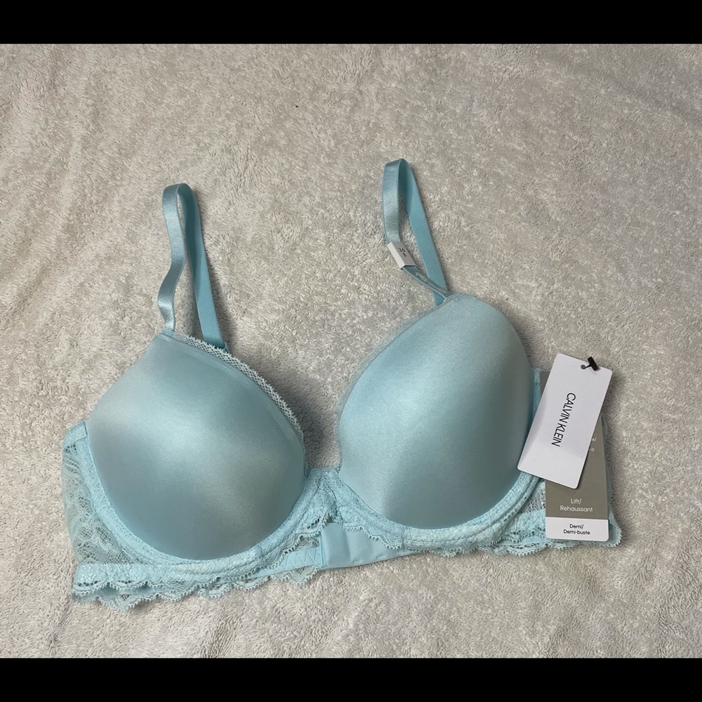 Calvin Klein Lift Bra 36B